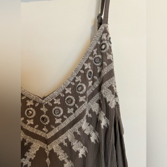 Top - Picture 4 of 8